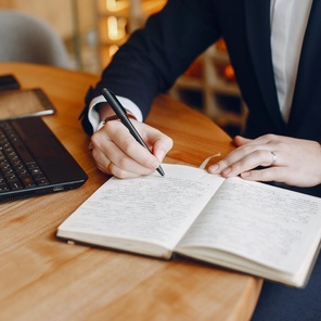 Составление иска, апелляционных и кассационных жалоб, защита в суде, защита от субсидиарной ответственности